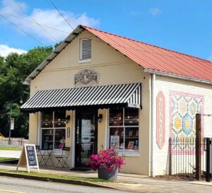 The Book Worm in Powder Springs, GA (4)