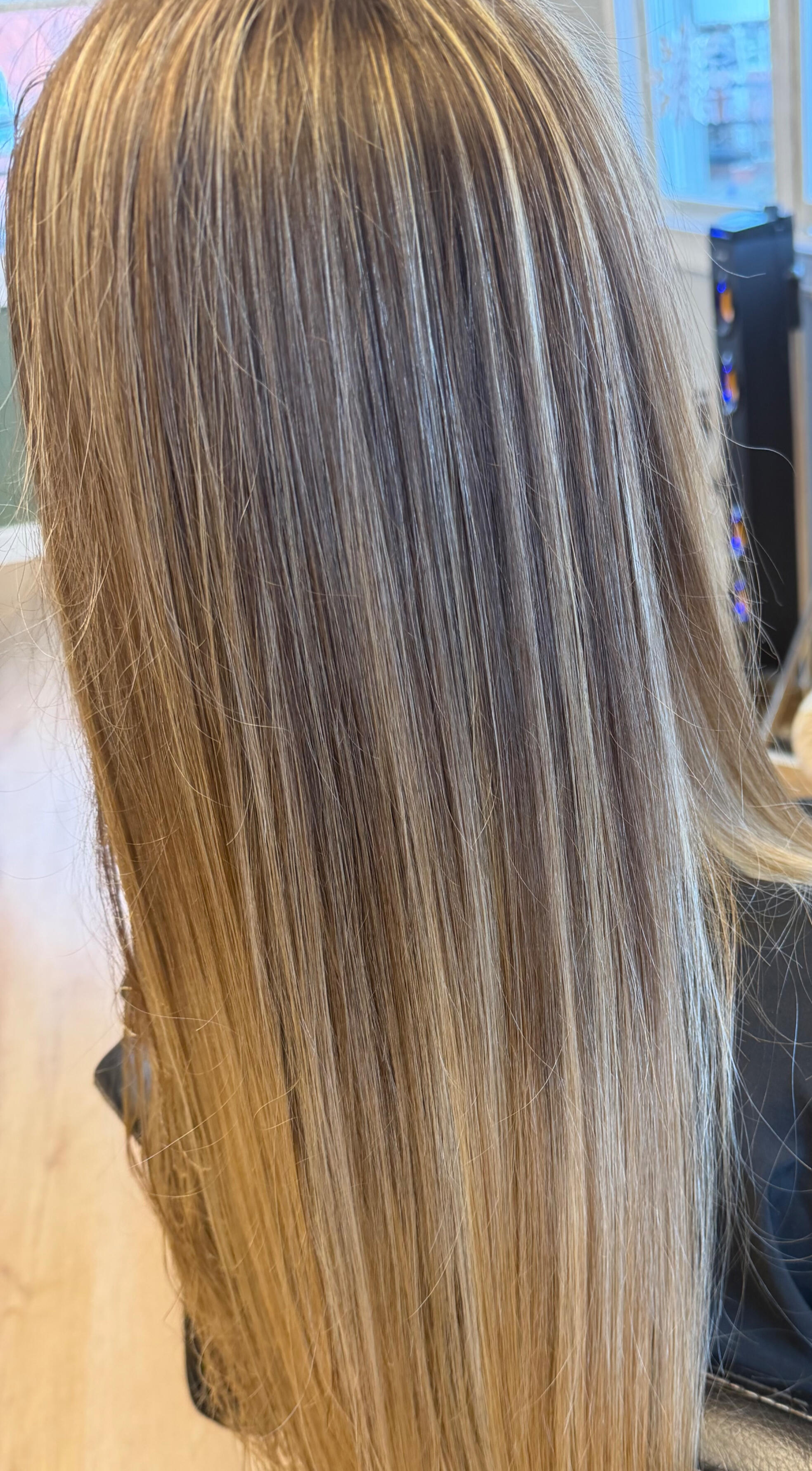 Salon “Enessa” in Garfield, NJ