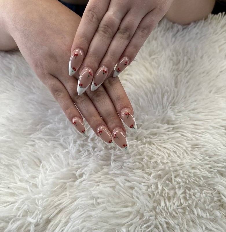 Lucky Nails & Tan in Kernersville, NC (2)