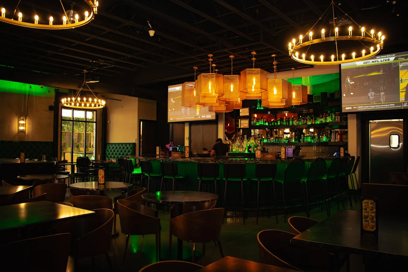 Colmena Bar & Grille in Laredo, TX (5)