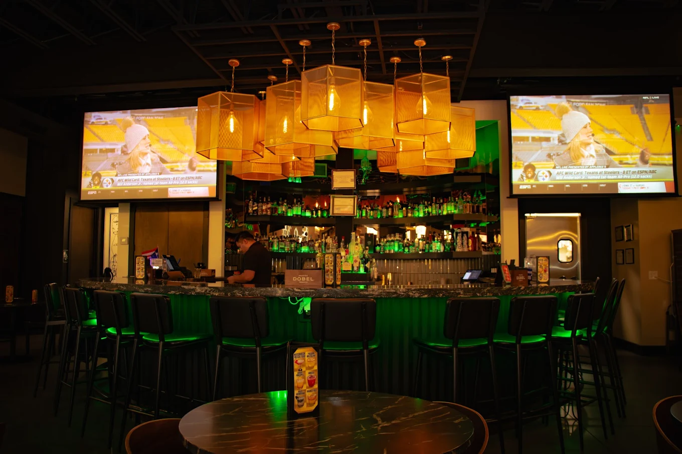 Colmena Bar & Grille in Laredo, TX (6)