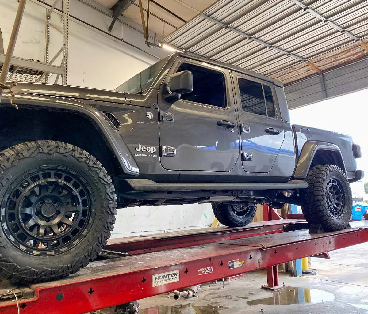 Youngblood Automotive & Tire - Johnson City in Johnson City, TX (6)