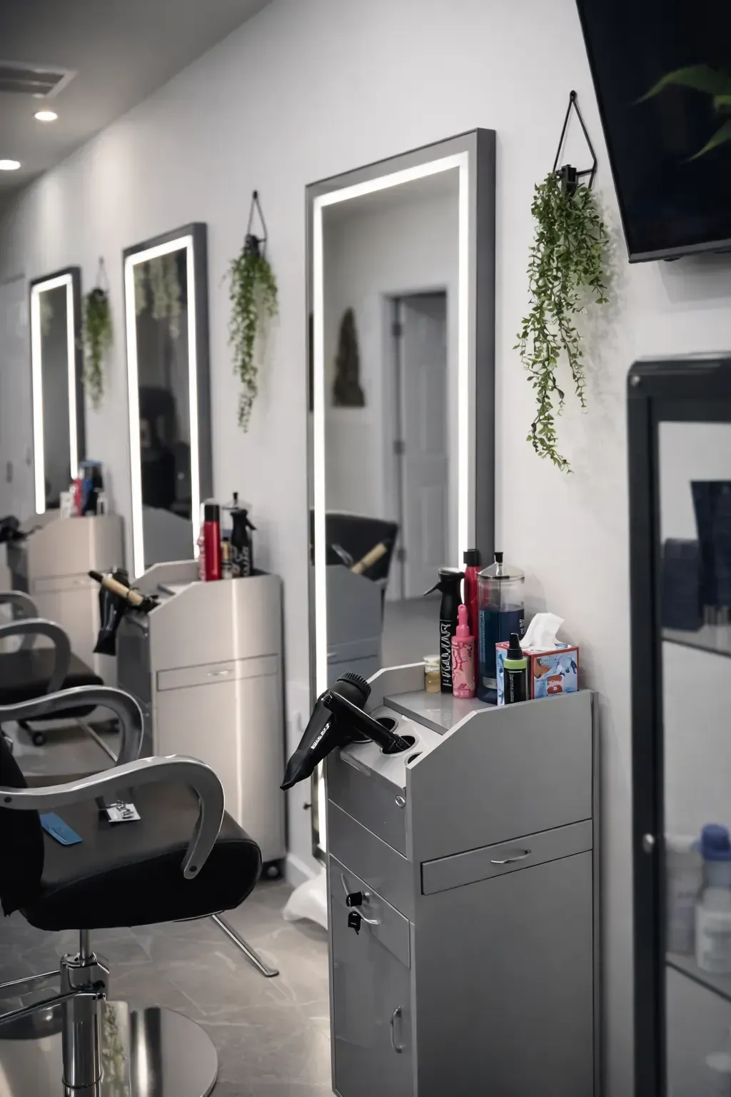 Fabulous Hair Salon in Bayonne, NJ