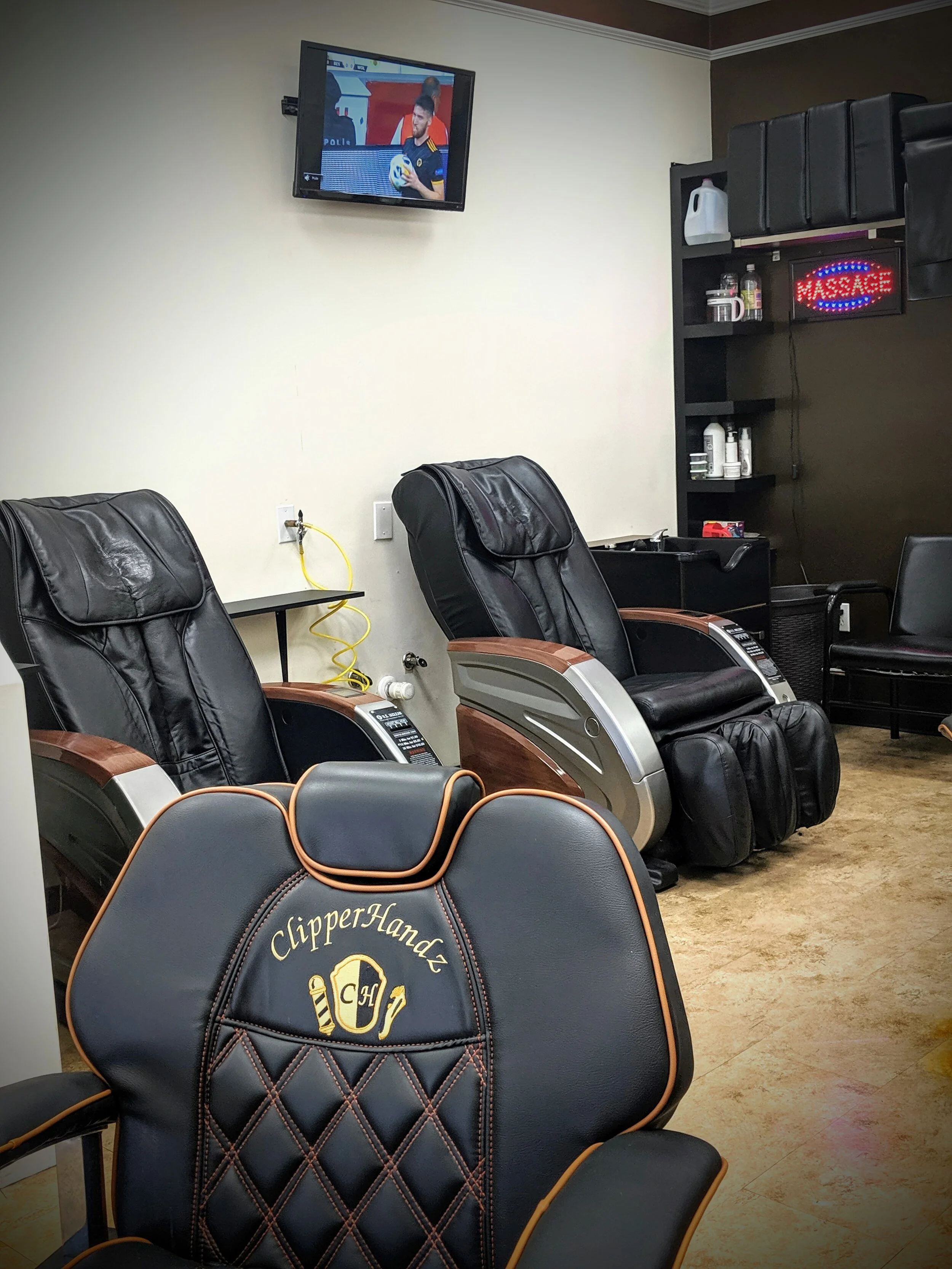 Clipperhandz Barbershop in Vero Beach, FL