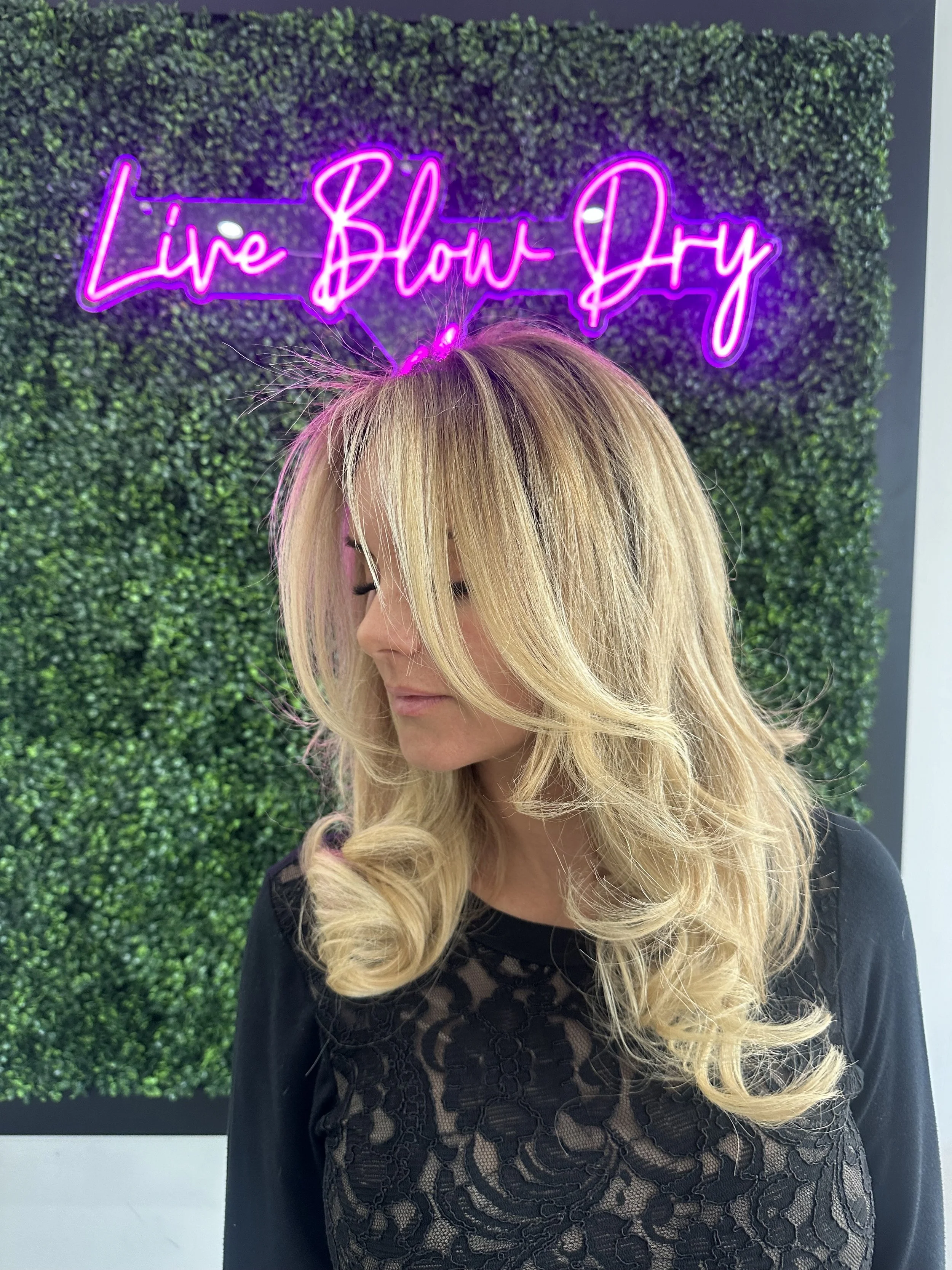 Live Blow Dry Hair Salon in Pinecrest, FL (4)