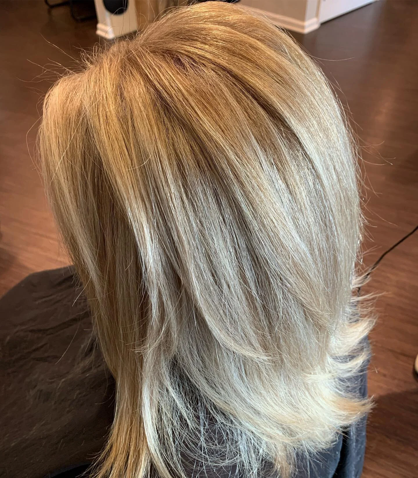 Custom Cut Salon in Midland Park, NJ