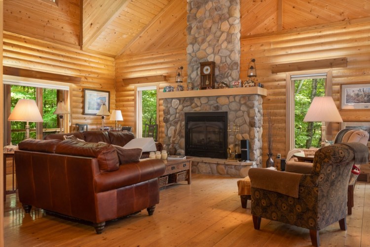 Apple River Realty in Amery, WI (4)