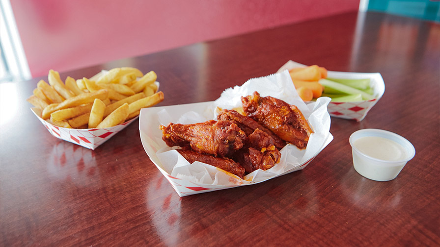Wing City Sports Bar in Garland, TX (4)