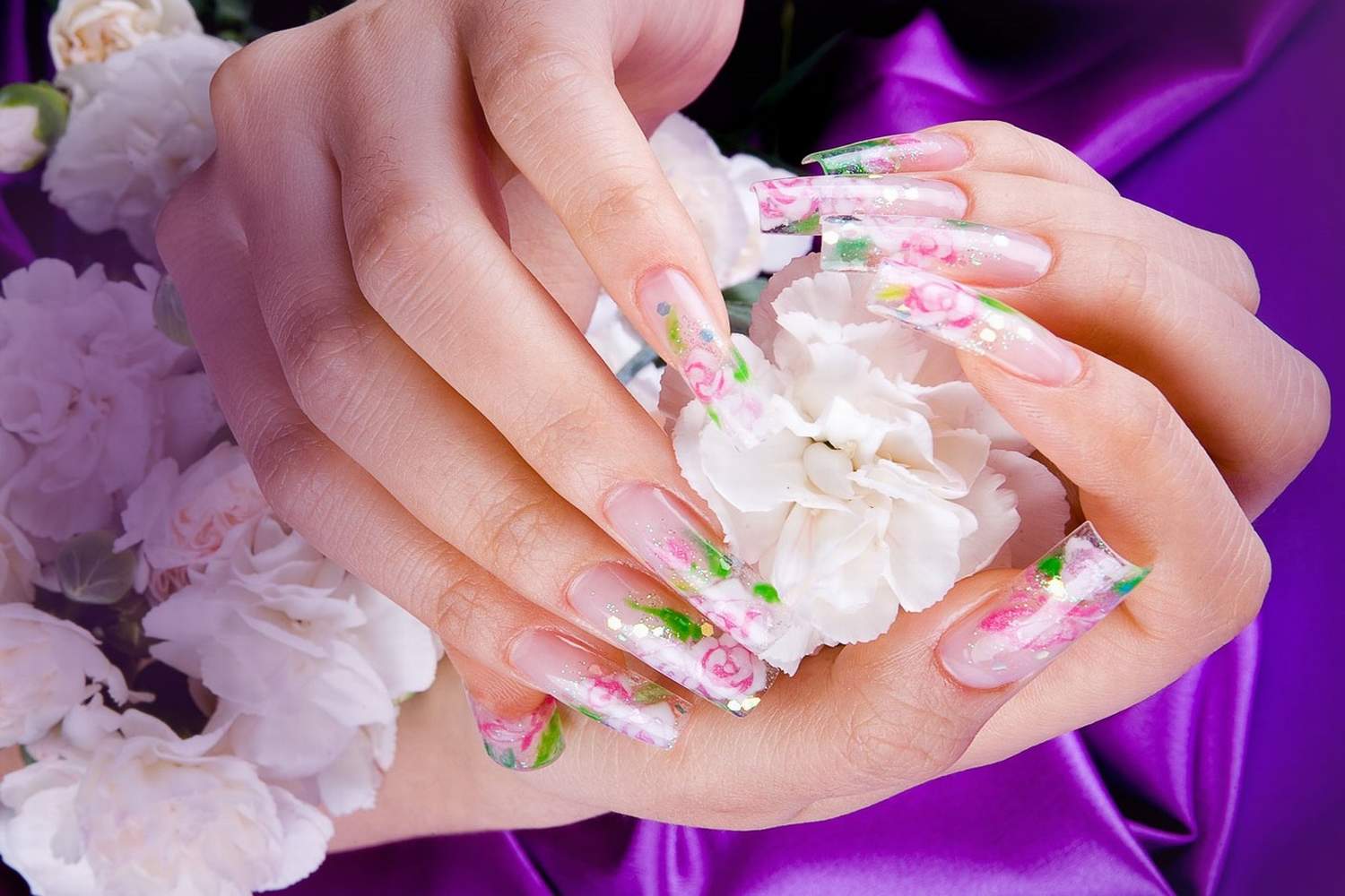Mini Nails & Spa in Lakewood, CA (2)