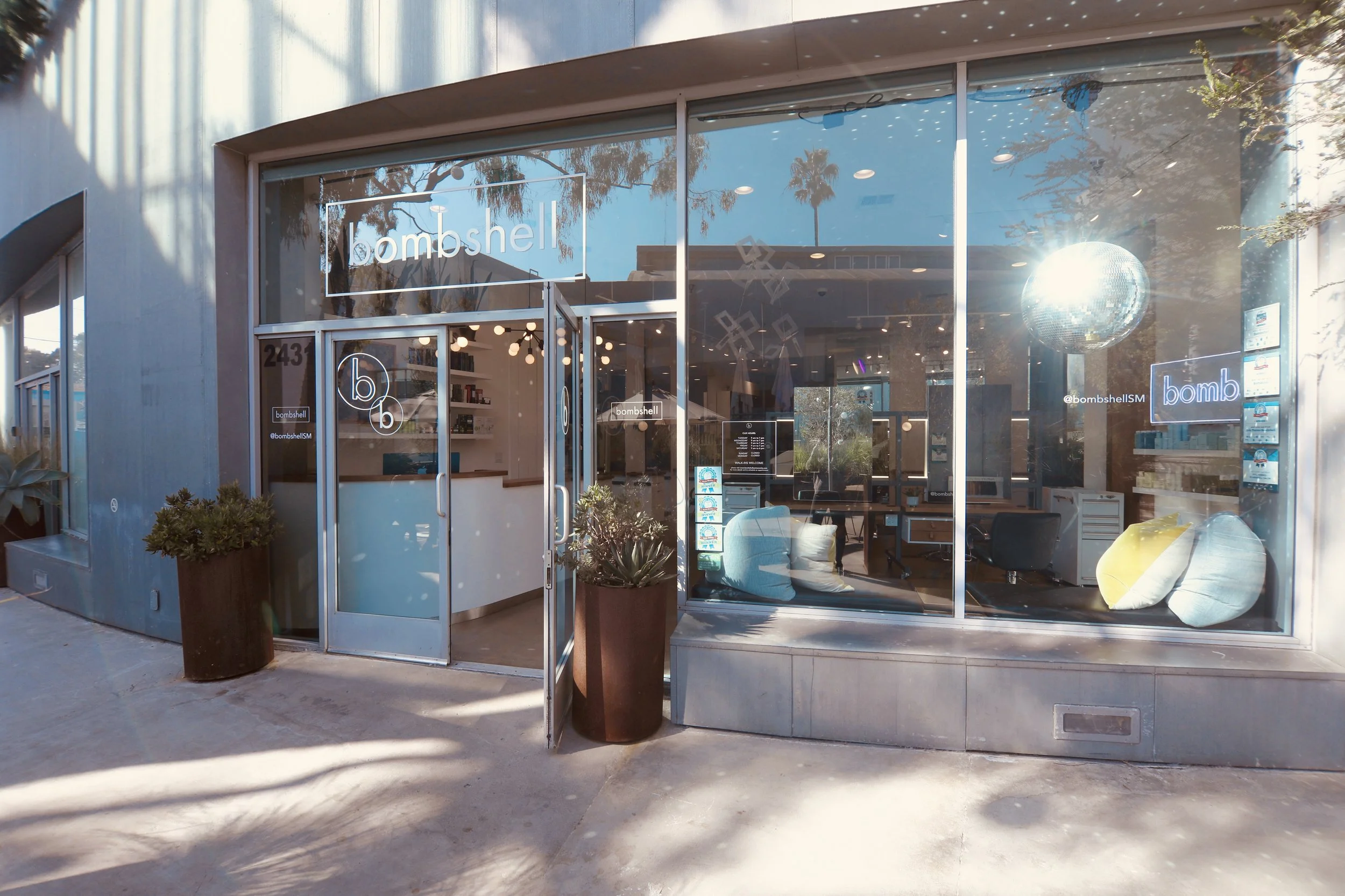 Bombshell Salon in Santa Monica, CA