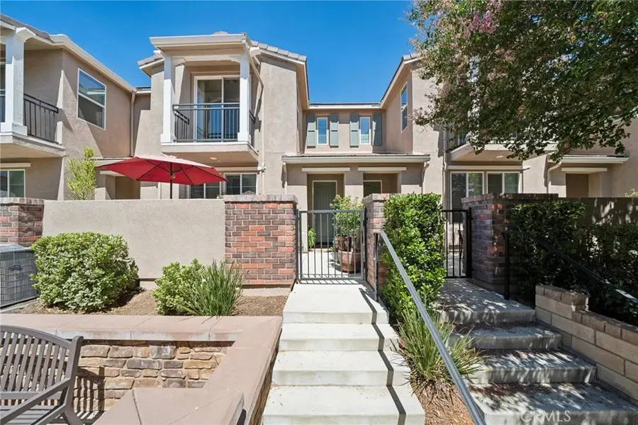 Cash McCallum Real Estate in Stevenson Ranch, CA (6)