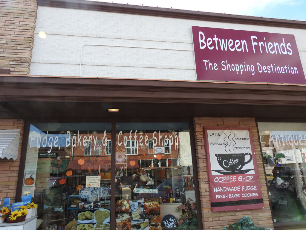 Between Friends in Mineola, TX