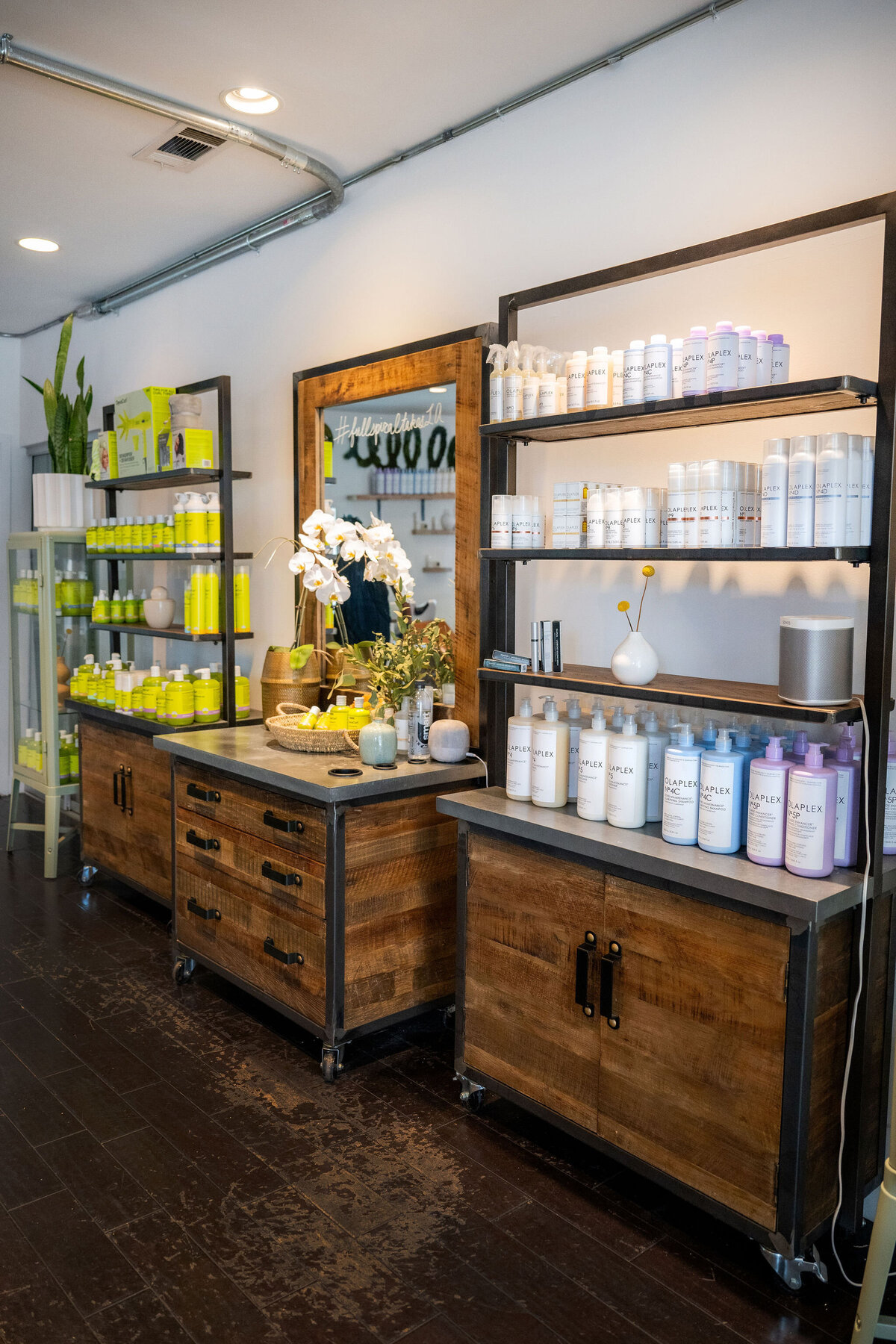Full Spiral Salon in Culver City, CA (5)