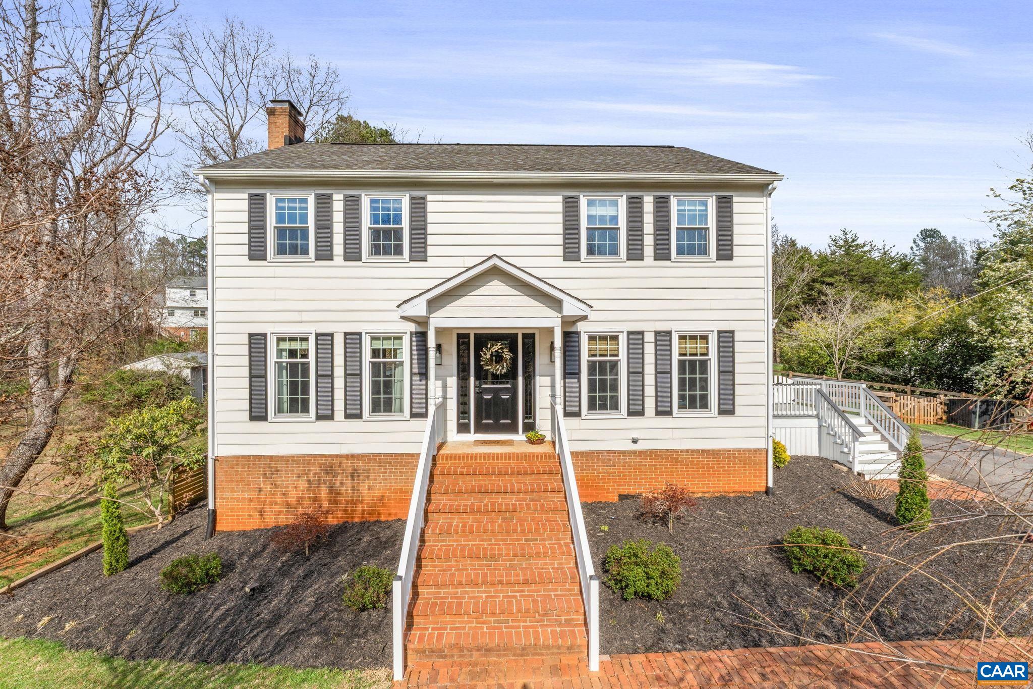Chris Saxon REALTOR® in Charlottesville, VA (2)