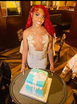 Creative Cakes By KeeKee in Melrose Park, IL (2)