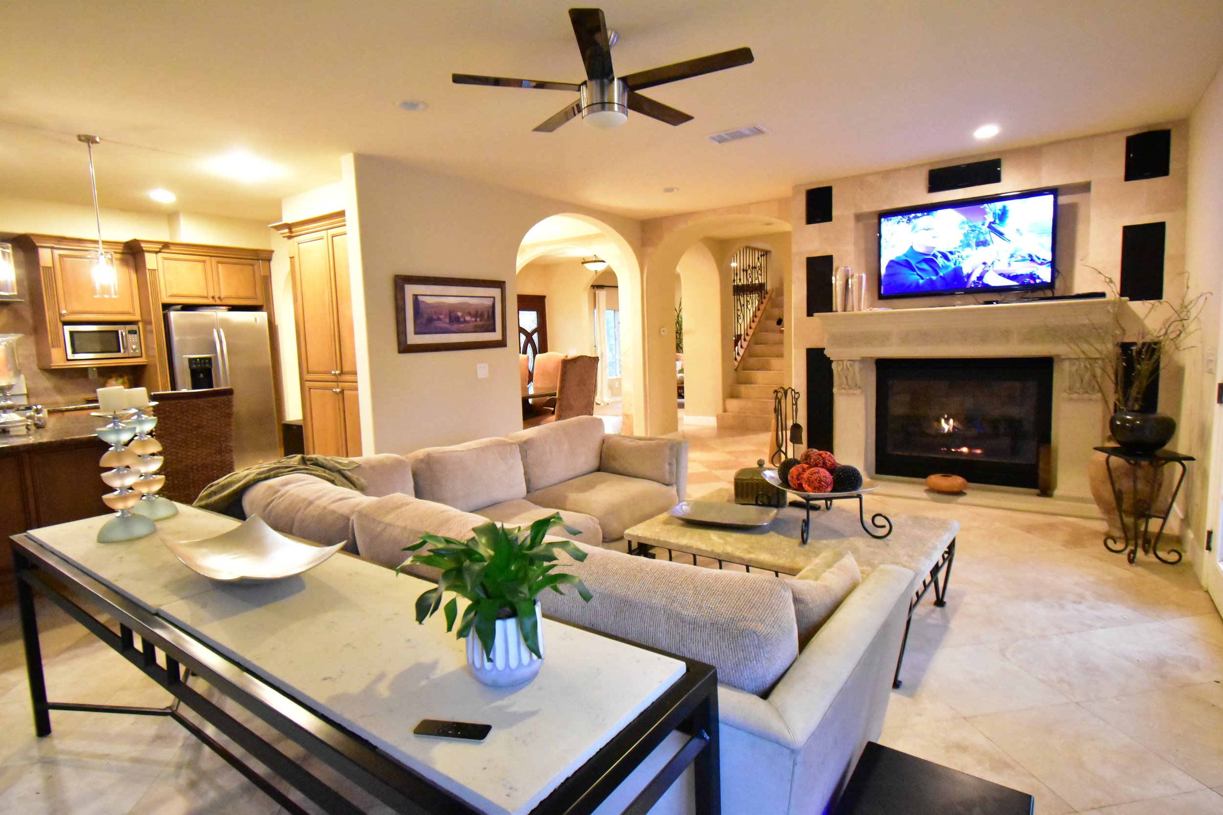 Casa Blanca Realtors in Orange, CA (3)