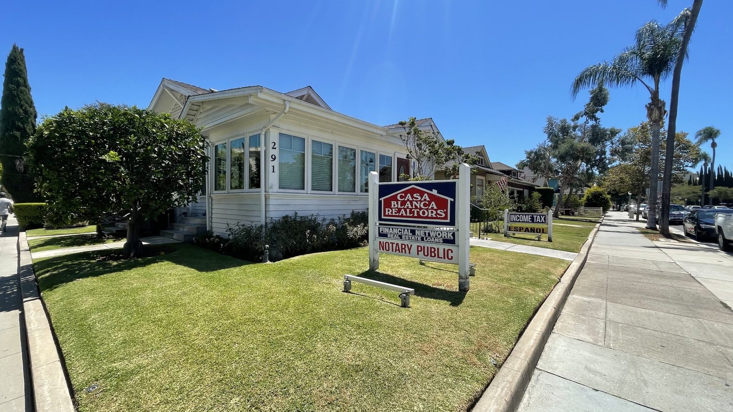 Casa Blanca Realtors in Orange, CA (4)