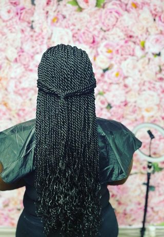 Besties beauty bar braiding in Memphis, TN
