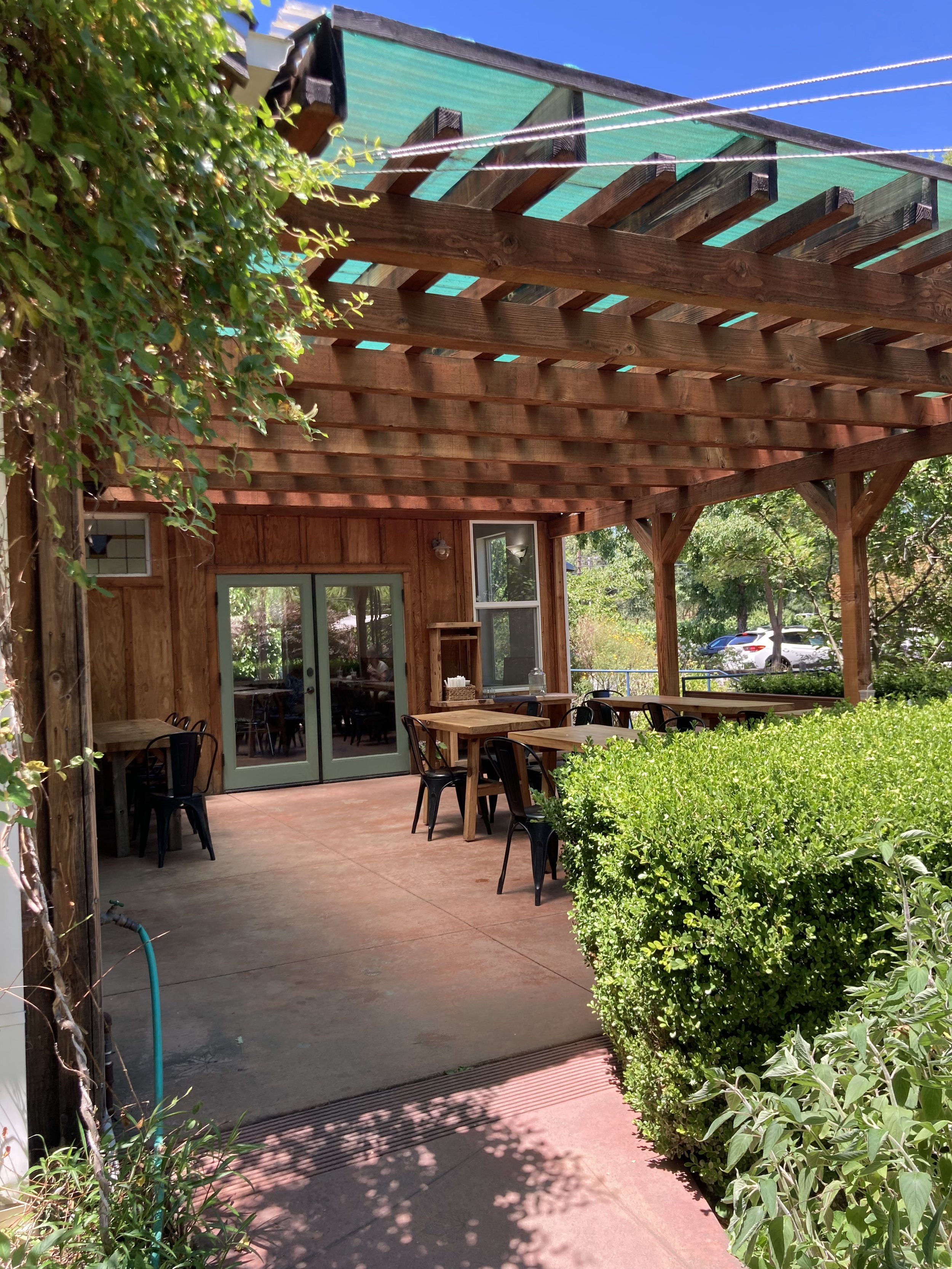 Flower Farm Cafe in Loomis, CA (3)