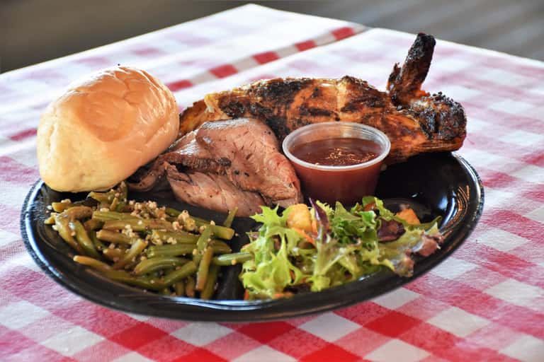 Salty's BBQ in Bakersfield, CA