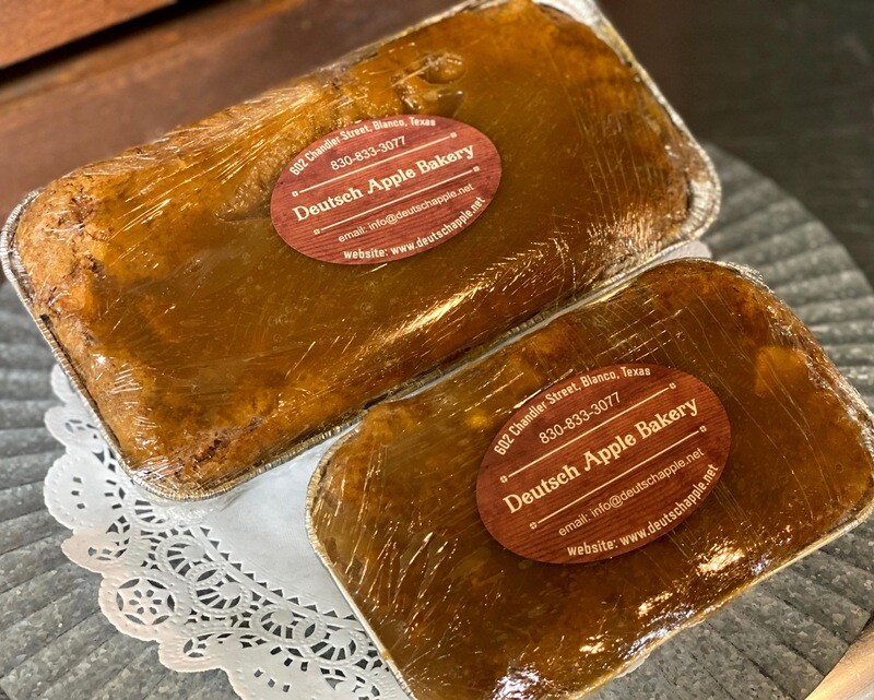 Deutsch Apple Bakery in Blanco, TX (2)
