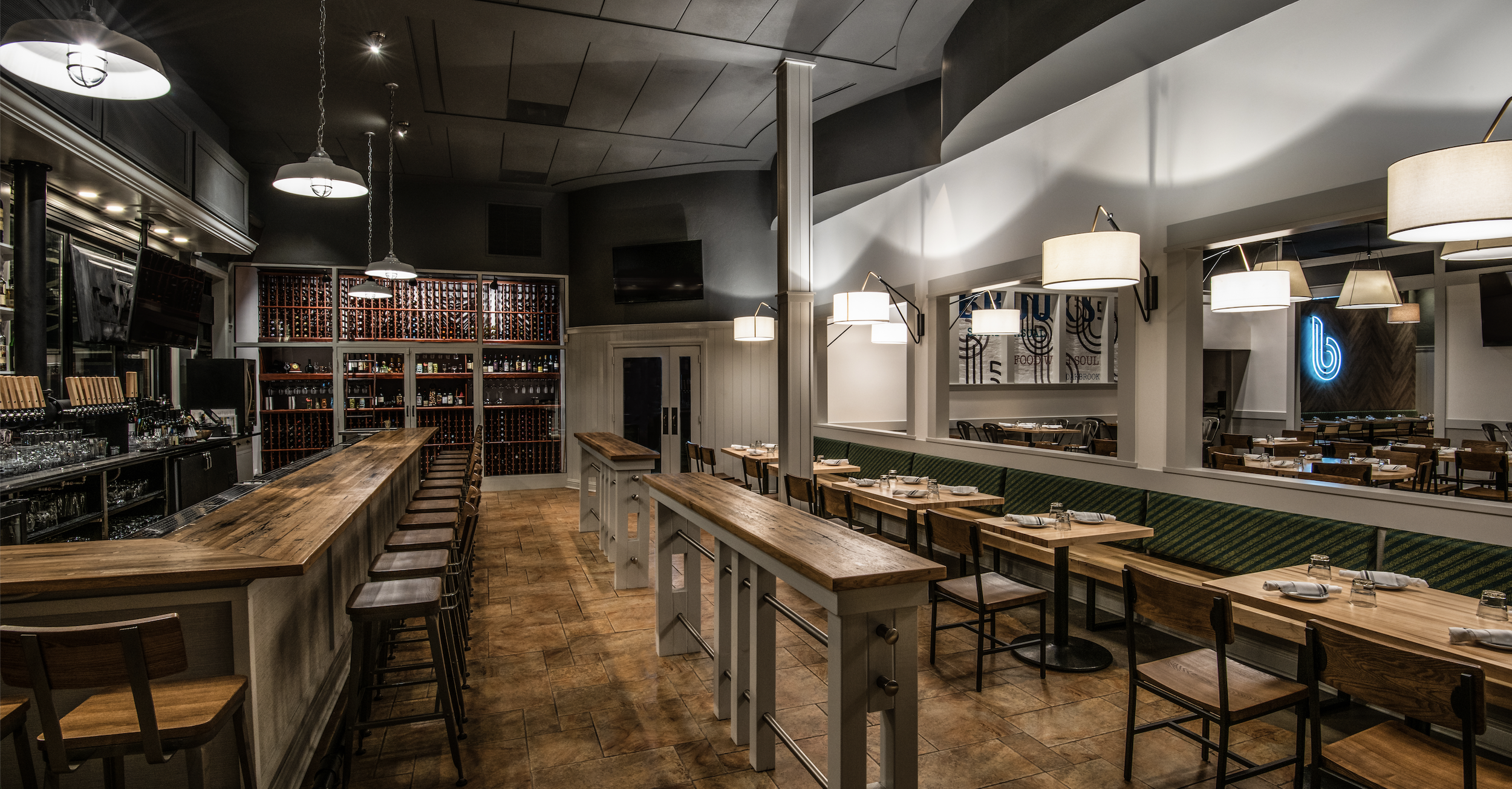Brook’s Kitchen & Tap in Oakbrook Terrace, IL