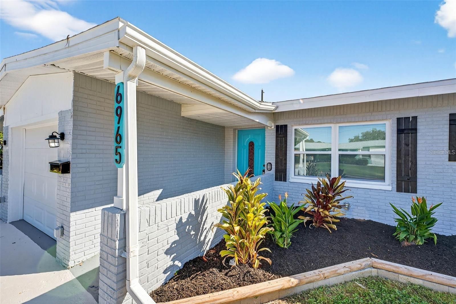 Randa Moore Realtor F.I.Grey & Son Residential Inc in New Port Richey, FL (2)
