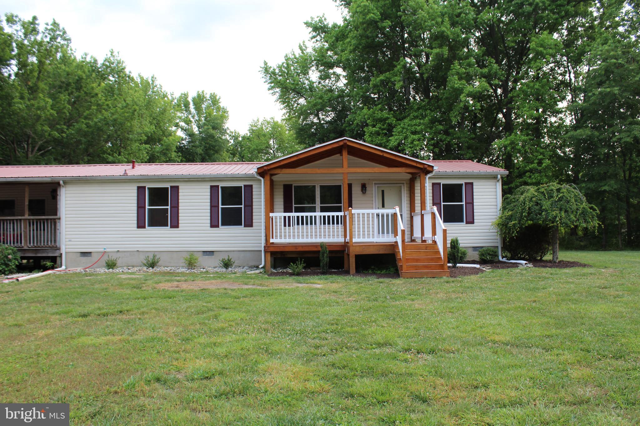 Tina Brown, Real Estate Agent with Benson and Mangold Real Estate in Centreville, MD (3)
