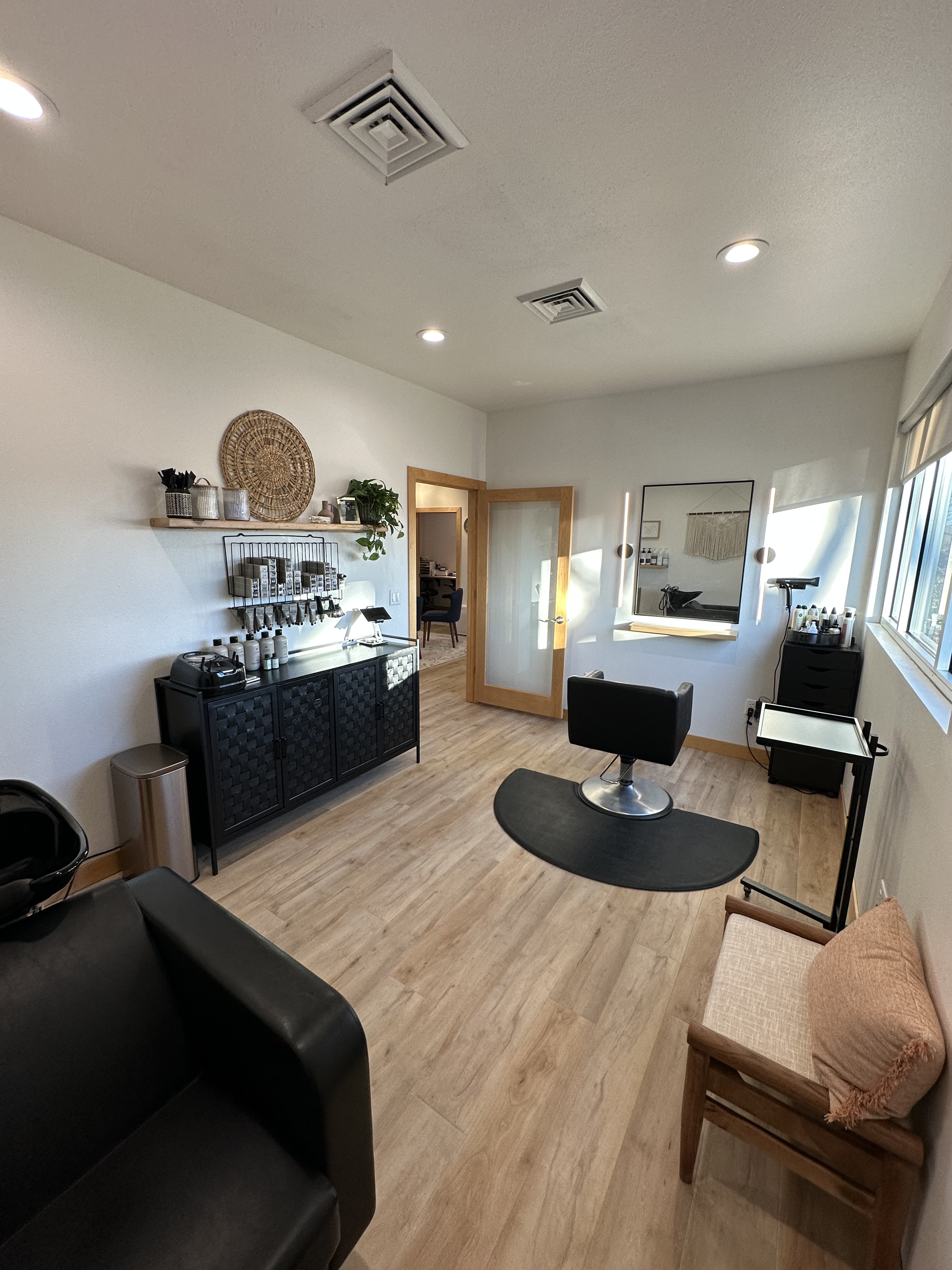 Magnolia Beauty Studio in Oregon, WI
