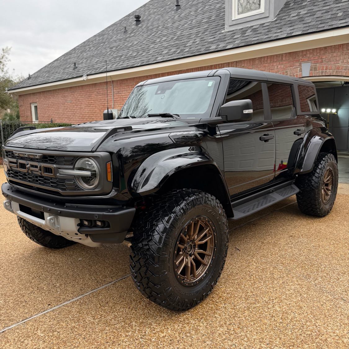 Adamsons Mobile Detailing in Flora, MS (2)