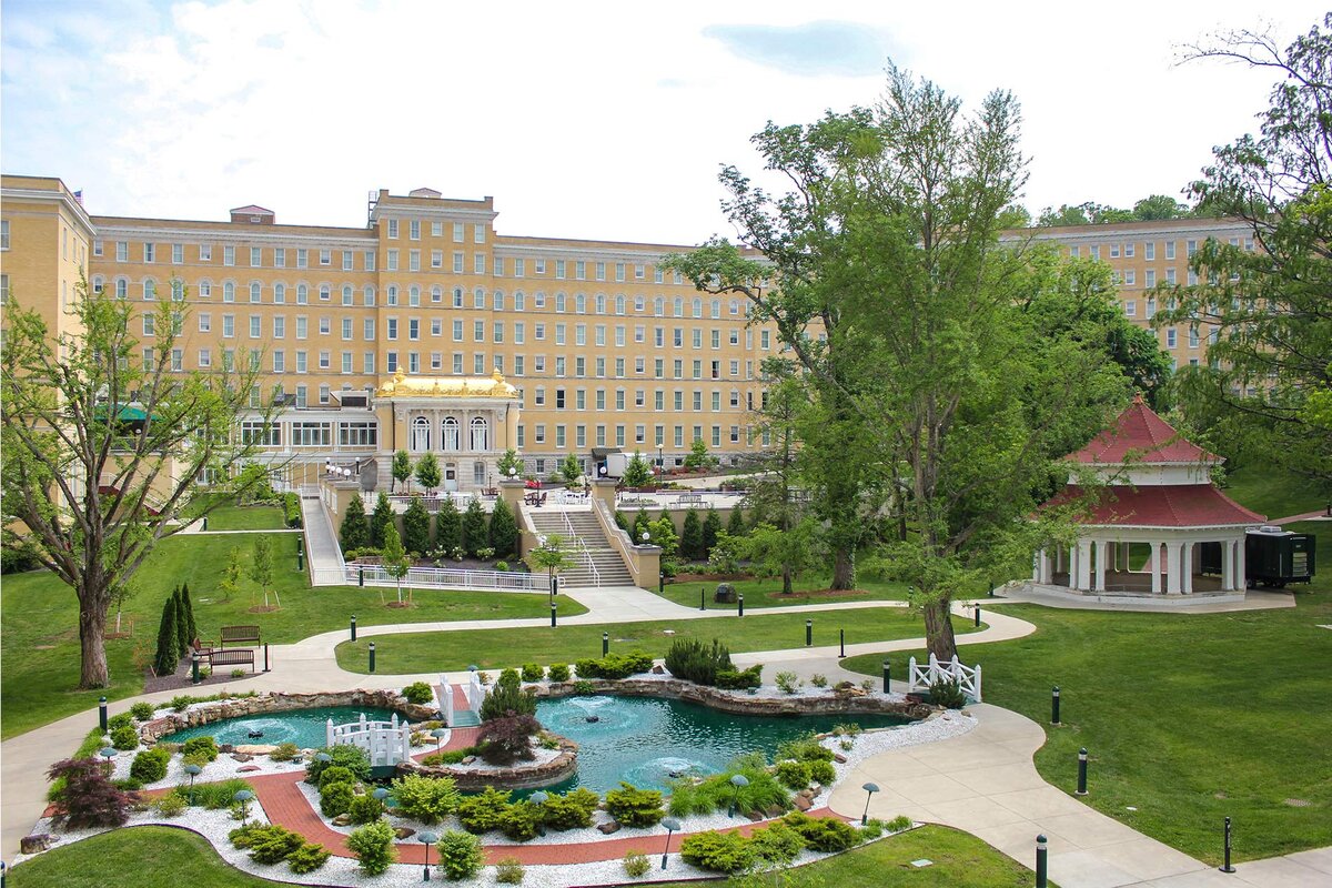 THE GRAND COLONNADE RESTAURANT in French Lick, IN (2)