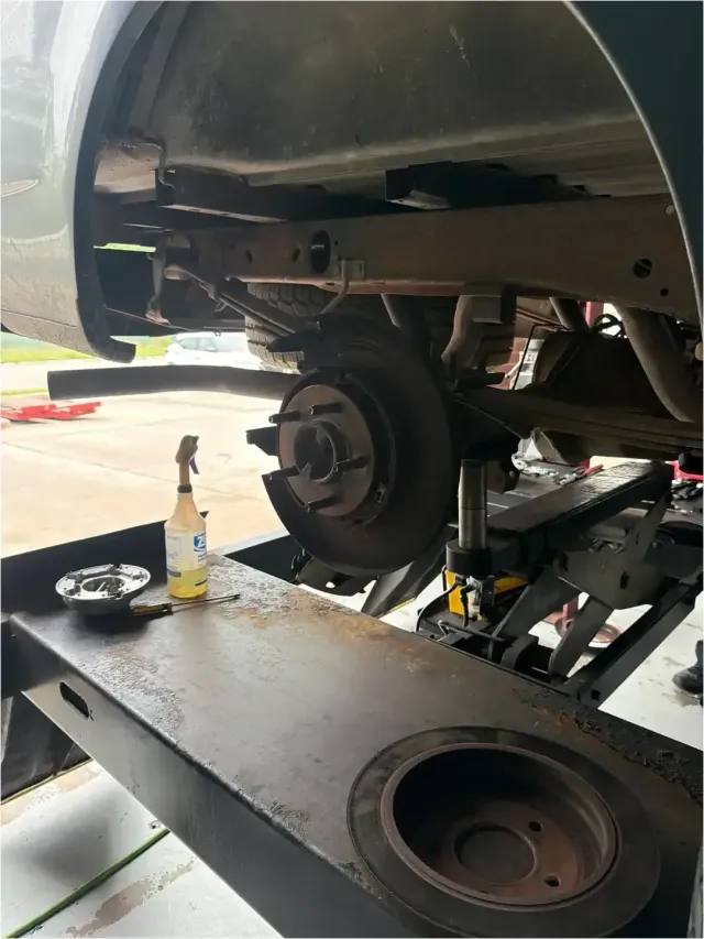 Genesis Auto Repair in Alvin, TX (2)