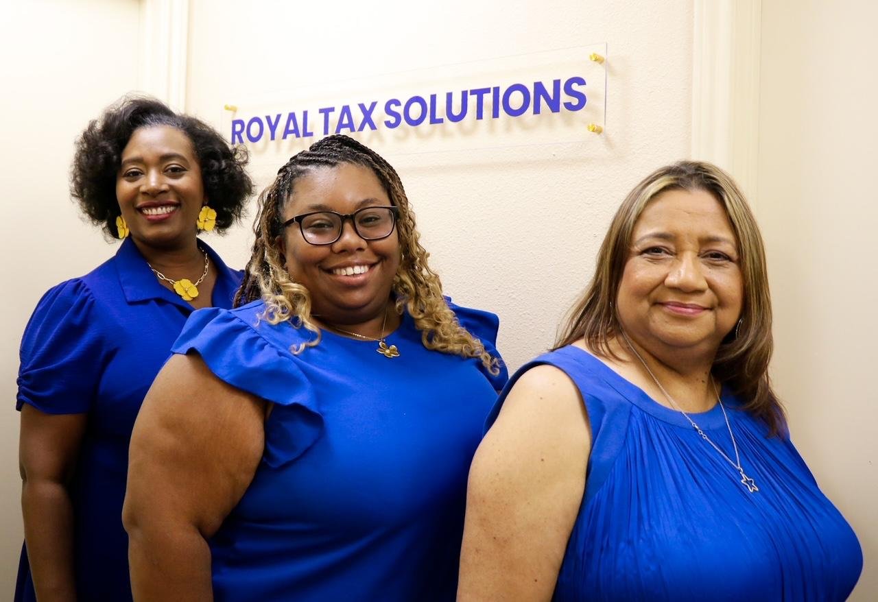 Royal Tax Solutions, LLC in Lockhart, TX (4)