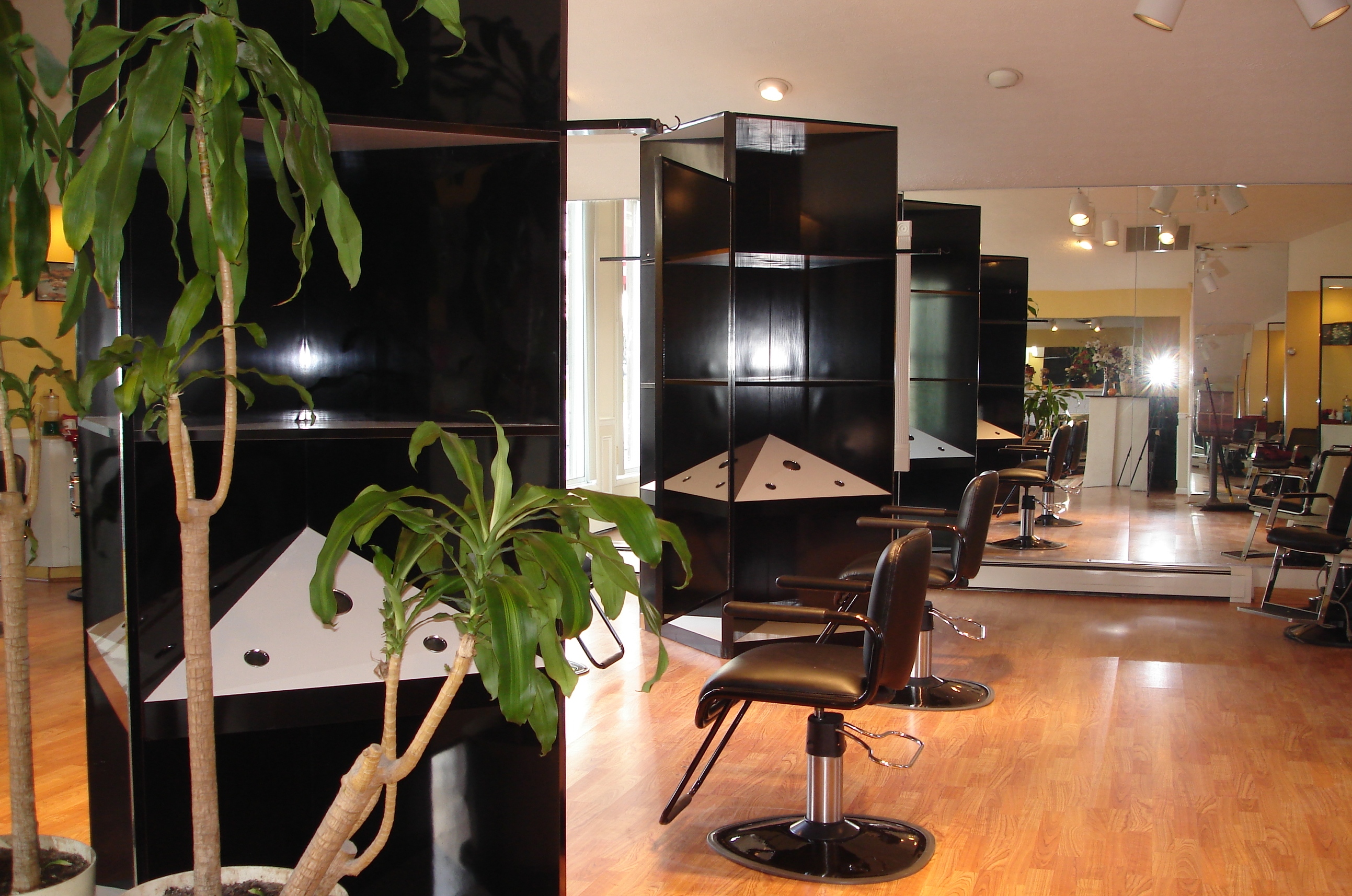 Salon 23 in Fallston, MD (2)