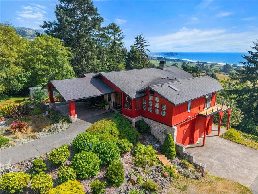 Paula Magarino - Potter Real Estate Group, Inc. in Crescent City, CA (5)
