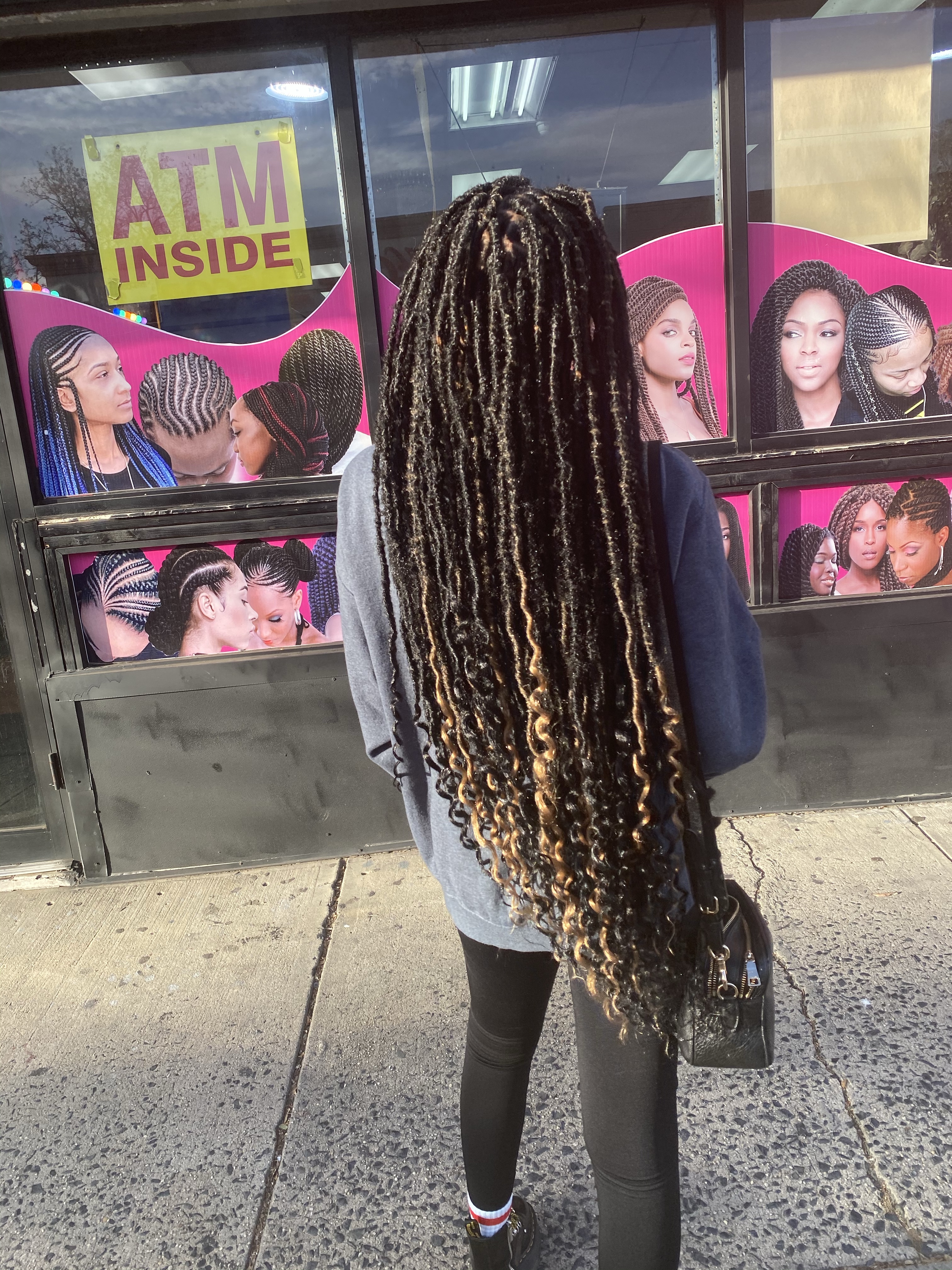Mydivas hair brading in Newark, NJ