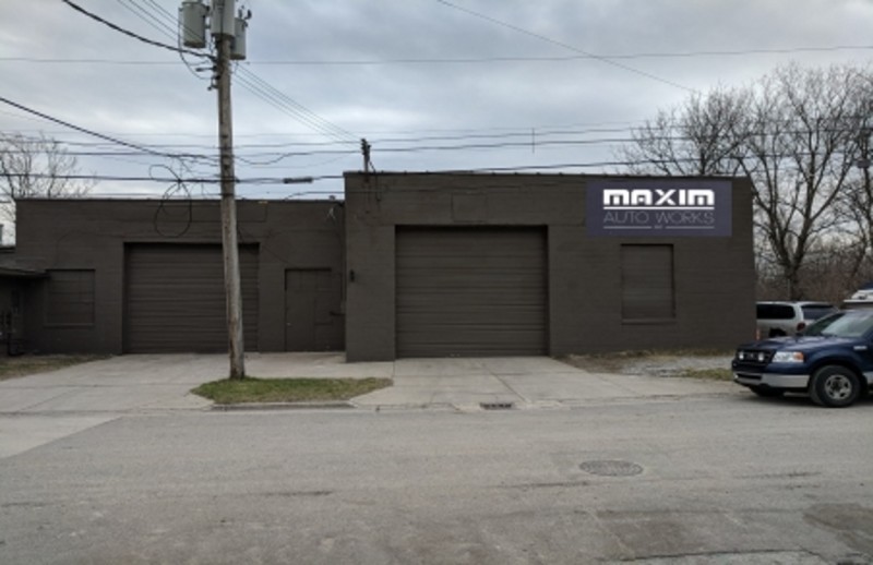 Maxim Auto Works in Plymouth, MI