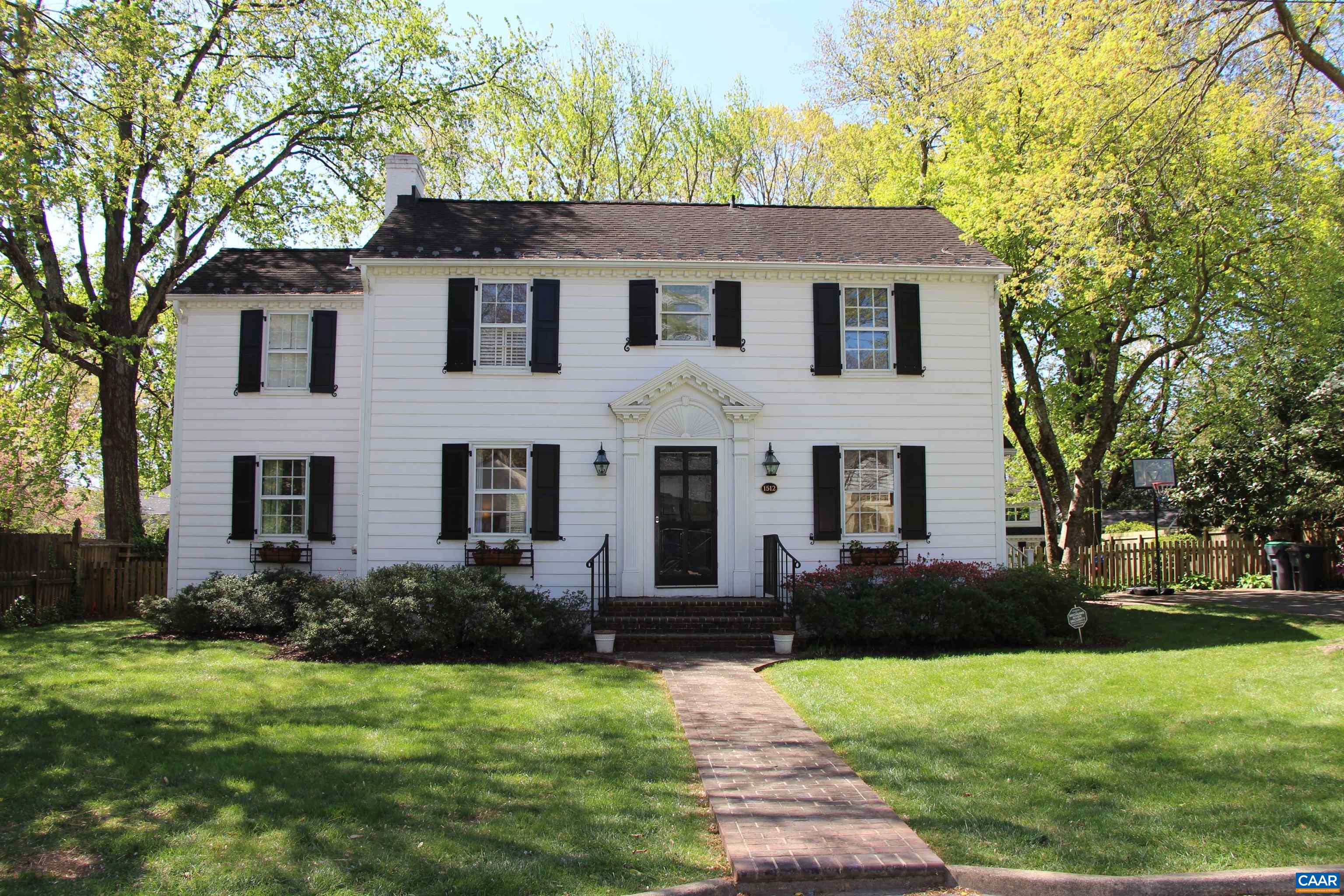 Erin Samuels, Realtor in Charlottesville, Va in Charlottesville, VA (4)
