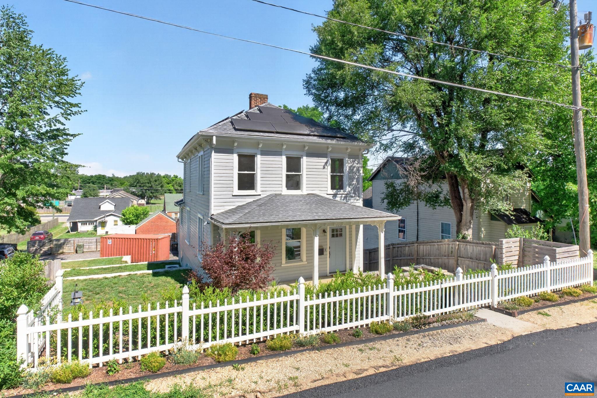 Erin Samuels, Realtor in Charlottesville, Va in Charlottesville, VA (6)