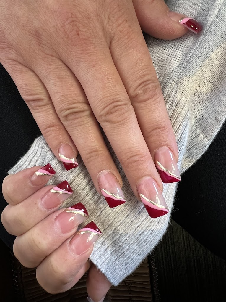 Queen Nail in Indianapolis, IN