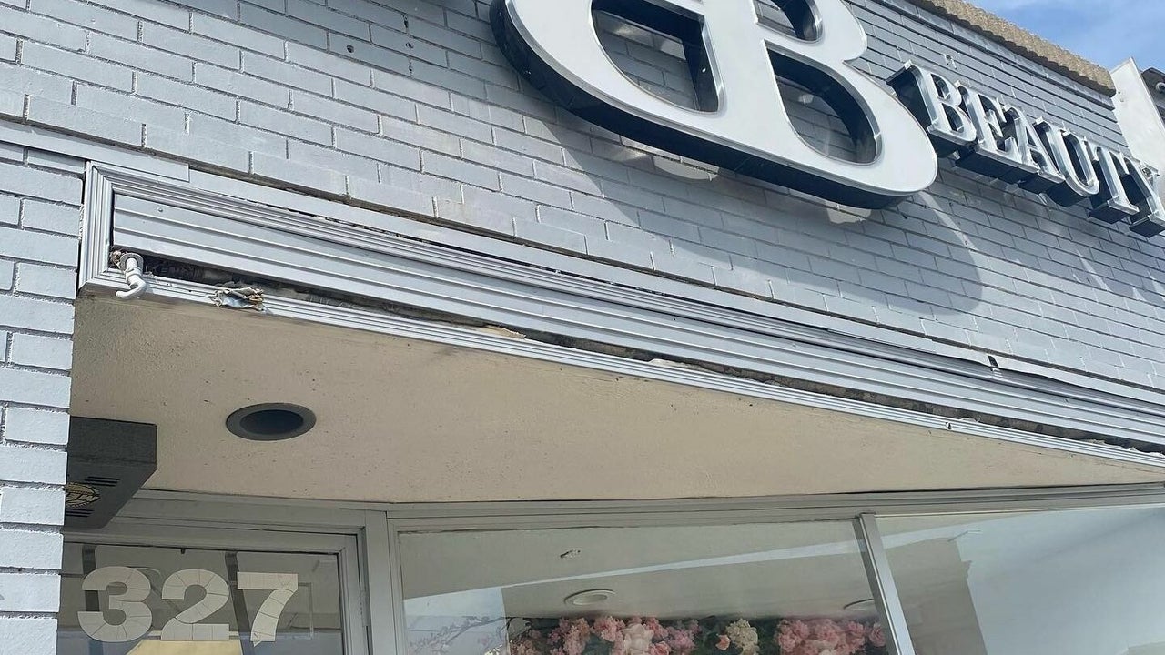 A&A Hairloft in Mineola, NY