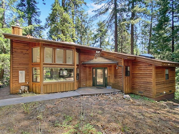 J. Harris Real Estate in Mt Shasta, CA (2)
