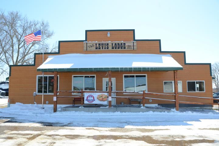T & E Levis Lodge in Osseo, WI