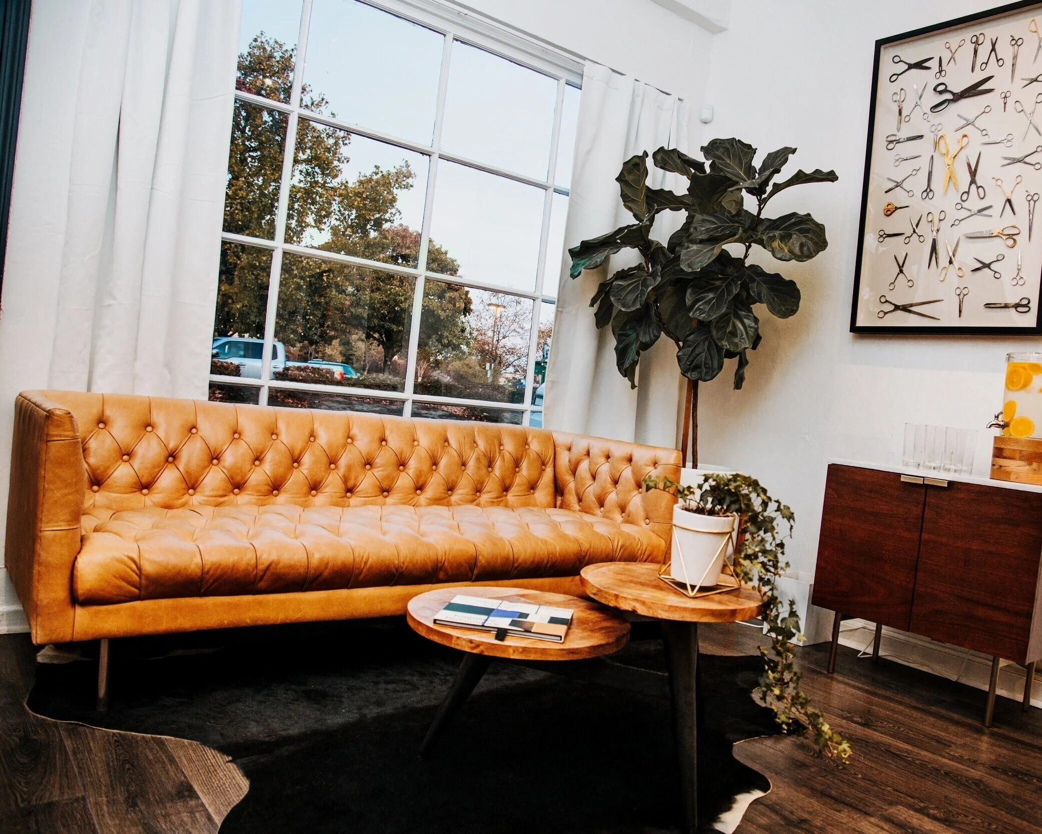Art + Gold Salon in Redwood City, CA (3)