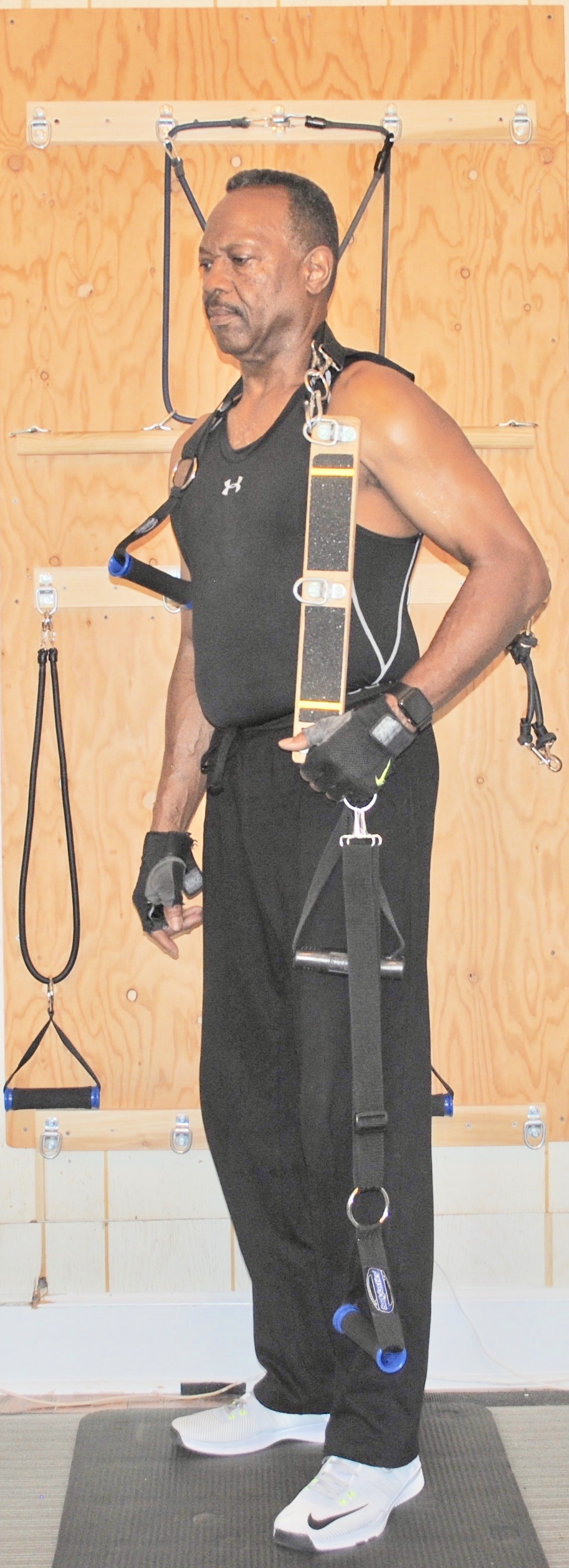 LW500 Latch Bar Exercise System in West Nyack, NY (3)