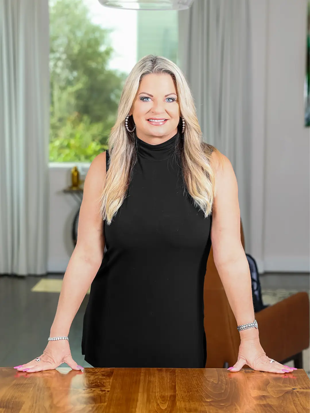 Leslie Sullivan Hometown Realty Group - RE/MAX in Magnolia, TX