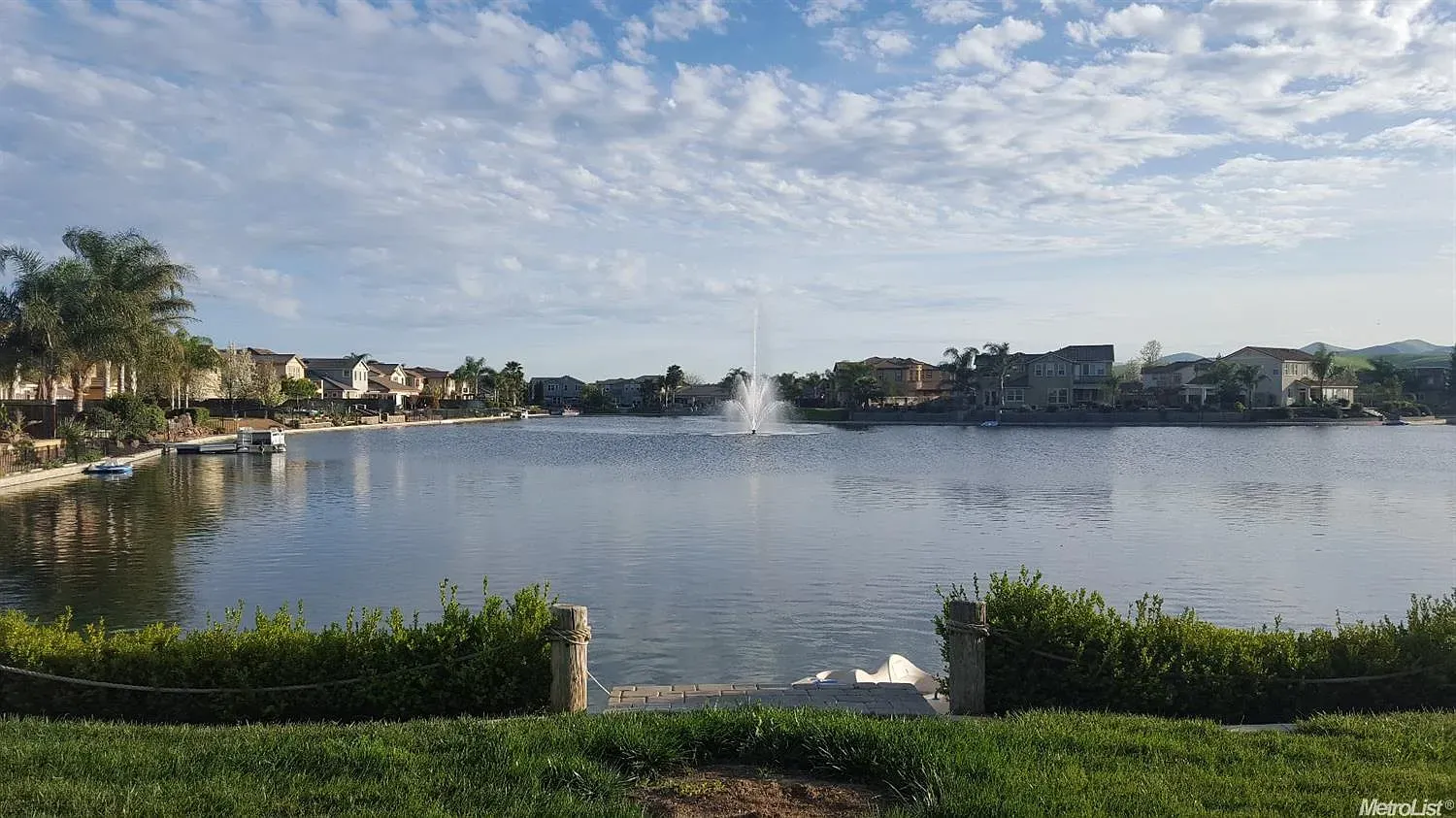 Realty World-RW Properties in Patterson, CA