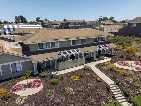 Charlotte Pettit, Pettit Group at Modern Broker | REAL in Nipomo, CA (2)