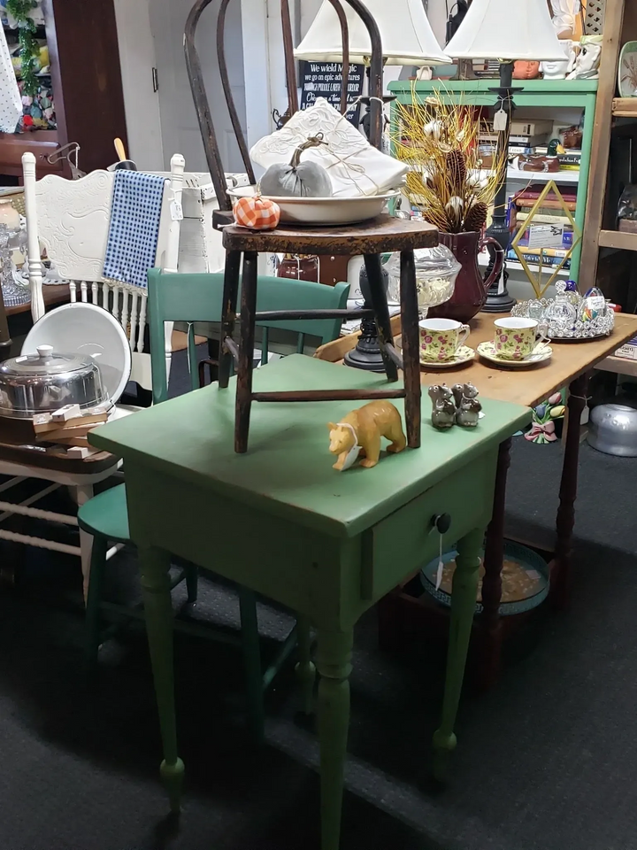 Farmhouse Market Finds in Ripley, WV (3)