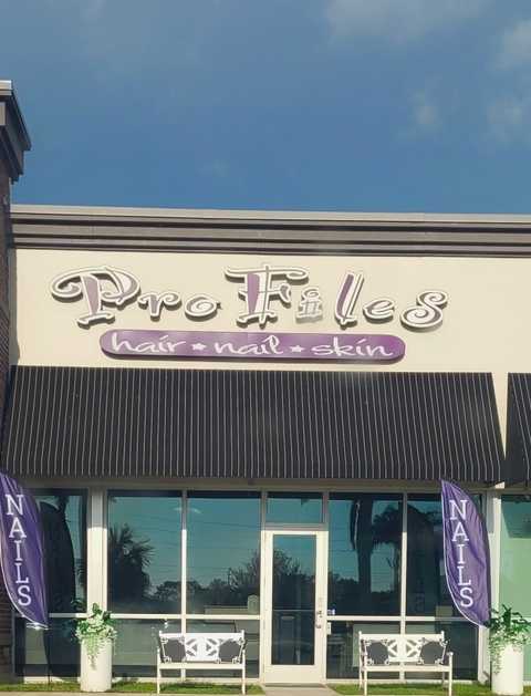 Profiles Nails and Beauty Salon in Bonita Springs, FL (6)